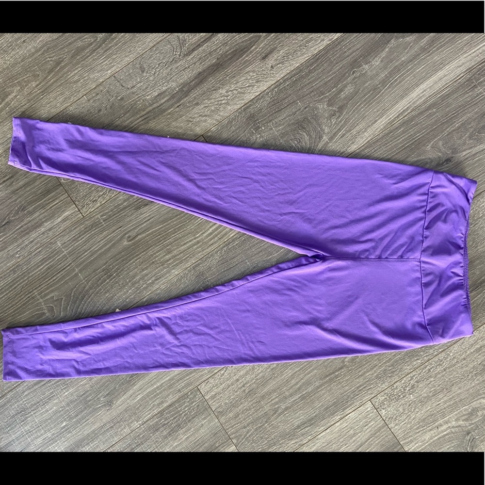 OS LuLaRoe solid purple leggings